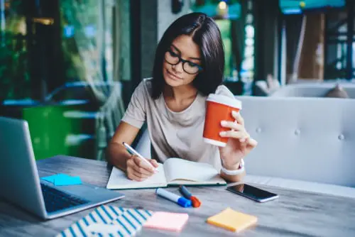 Can Students Legally Work Part-Time in Dubai?